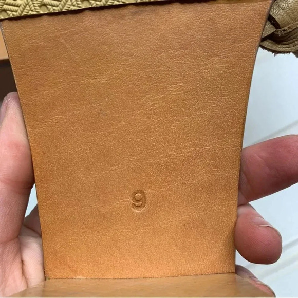 Liberte Santorini Woven Mule Leather Block Heel - Picture 10 of 12